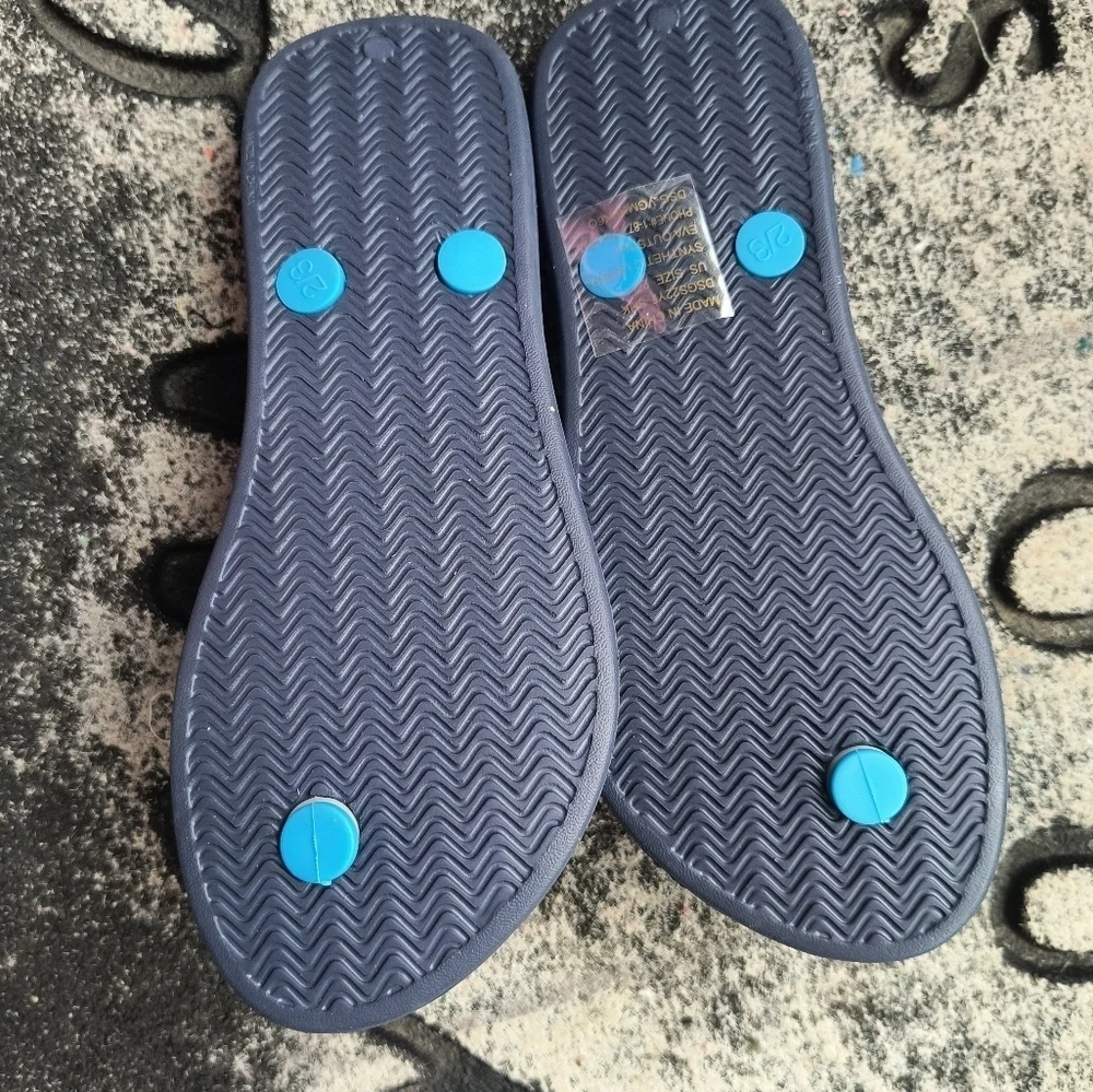NWT DSG Shark Boys Flip Flop Sandals Size 2/3 Blue Summer Beach